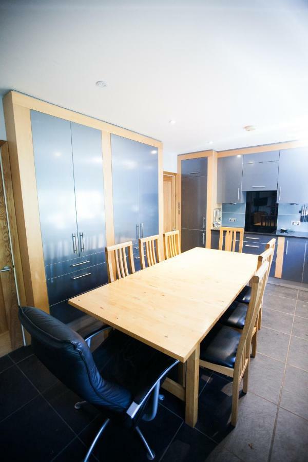 Honest University Apartment 2 Southampton Exteriör bild